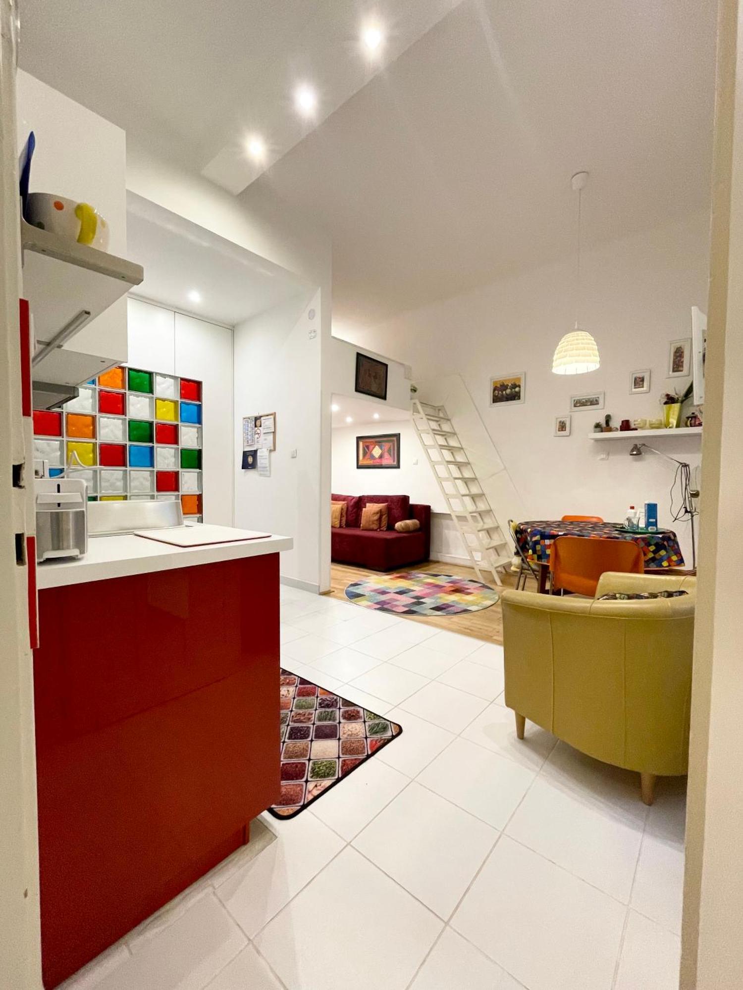 Rainbow Pearl Apartment At St Stephen' S Basilica บูดาเปสต์ ภายนอก รูปภาพ